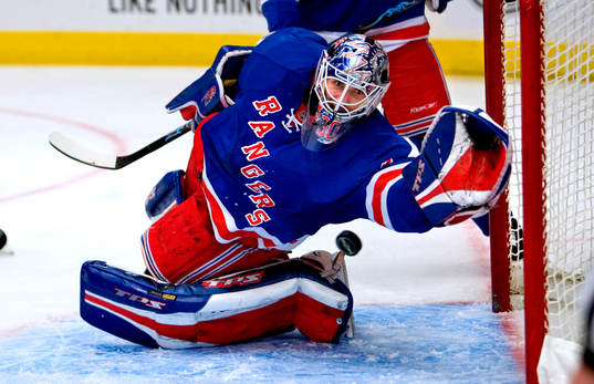 Henrik Lundqvist, målvakt, New York Rangers, gör en helt