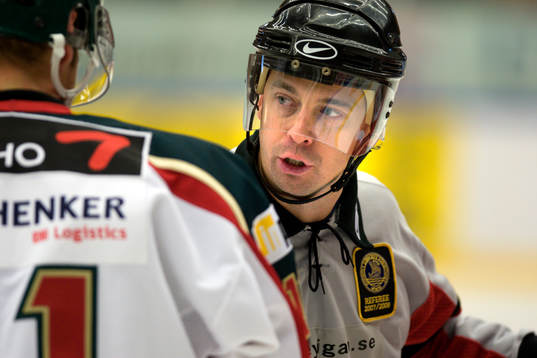 Niklas Persson, Domare