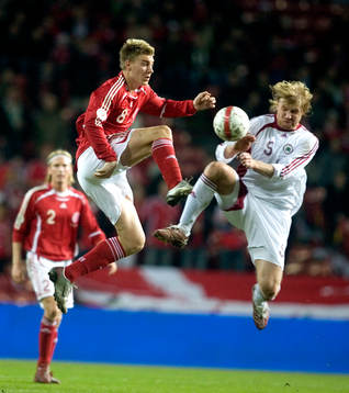 Nicklas Nendtner, Danmark och Juris Laizans, Lettland