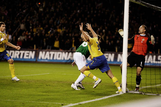 Olof Mellberg, Sverige, jubel