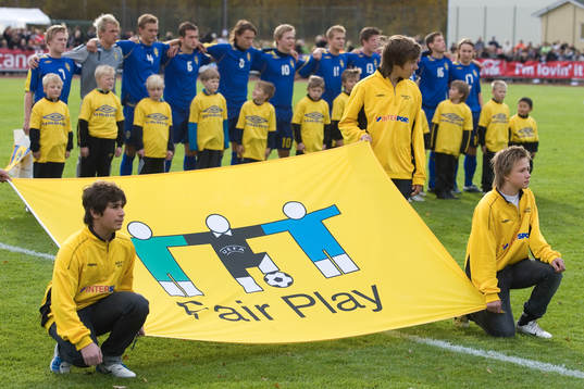 Laguppställning. Fair play