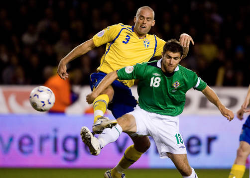 Olof Mellberg och Aaron Hughes