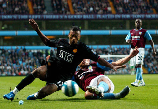 Fotboll, engelsk, Premier League, Aston Villa - Manchester