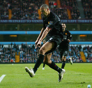Fotboll, engelsk, Premier League,  Aston Villa - Manchester
