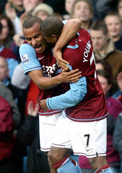 Fotboll, engelsk, Premier League, Aston Villa - Manchester