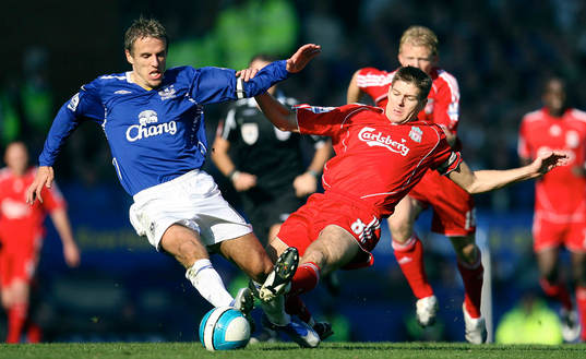 Gary Neville och Steven Gerrard