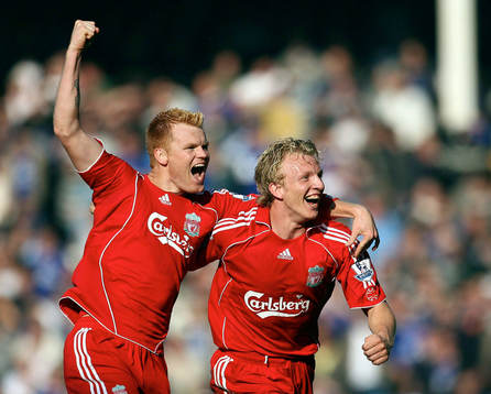 John Arne Riise och Dirk Kuyt, jubel