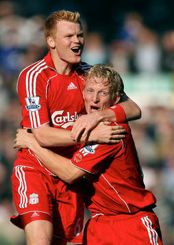 John Arne Riise och Dirk Kuyt, jubel
