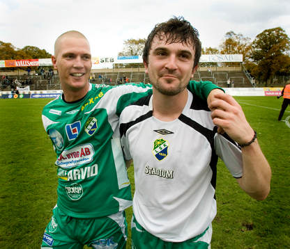 Jon Stockhaus och Aleksander Kitic, jubel