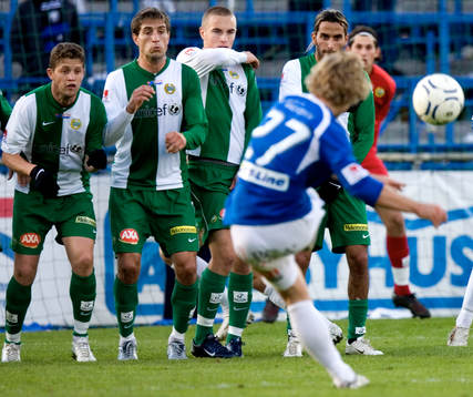 Jonas Bjurström nära överlista Hammarby-muren och