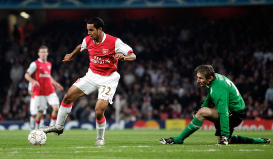 Theo Walcott, Arsenal, Martin Vaniak, målvakt, Prag
