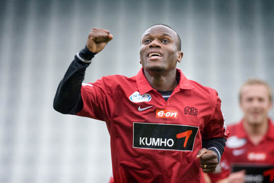 Robert Mambo-Mumba, Häcken