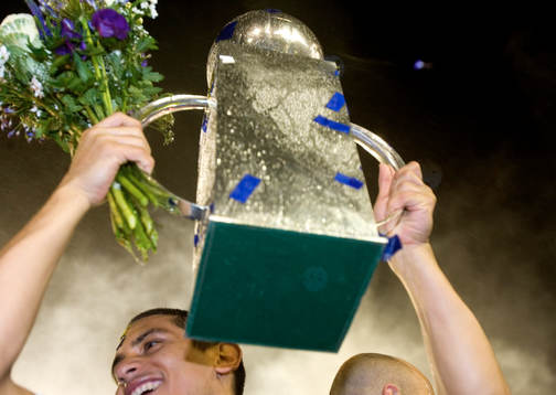 SM-guld, SM-buckla, Lennart Johanssons pokal, guldyra.
