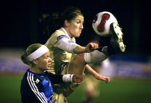 Emelie Konradsson, Umeå och Sara Thunebro, Djurgården
