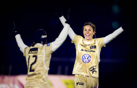June Pedersen och Hanna Ljungberg, Umeå jubel