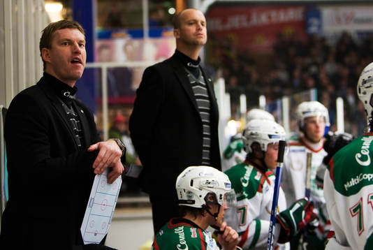 Johan Finnström, ass. tränare och  Peter Johansson,
