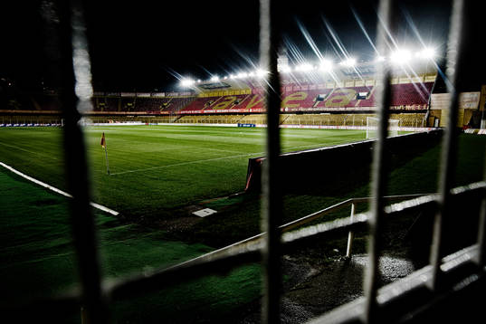 Ali Sami Yen Stadium, Galatasarays hemmaarena. Stadion,