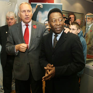 Kevin McCabe, ordförande, Sheffield United, och Pelé.