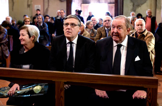 Gunilla, Thomas Nordahl, Lennart Johansson, i kyrkbänken
