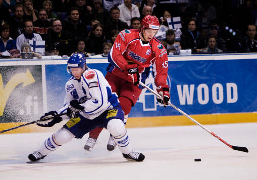 Teemu Aalto, Finland, och Nikolai Kulemin, Ryssland