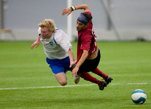 Fredrik Wennerbro, vita och Marvan Suliimani, röda