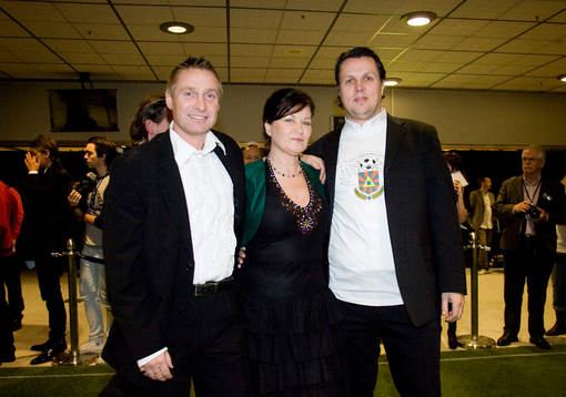 Thomas Dennerby med fru och Svenska Spels vinnare