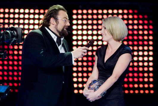 Adam Alsing och Årets Back Hanna Marklund