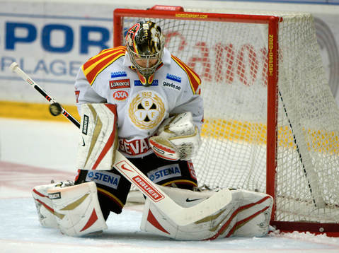 Markus Korhonen, Målvakt