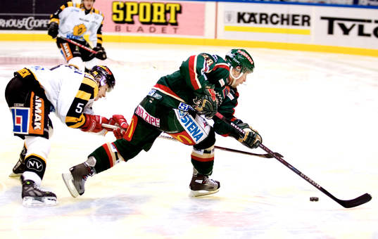 Jonas Lennartsson, Skellefteå och Martin Plüss, Frölunda