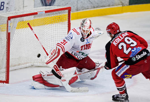 Tomas Kollar, Södertälje och Johan Backlund, målvakt,