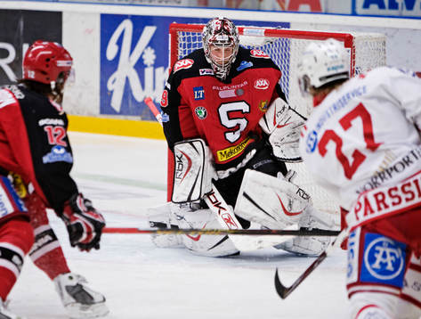 Björn Bjurling, målvakt, Södertälje och Timo