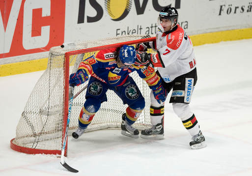 Carl Gustafsson, Djurgården, och Per Hållberg, MODO