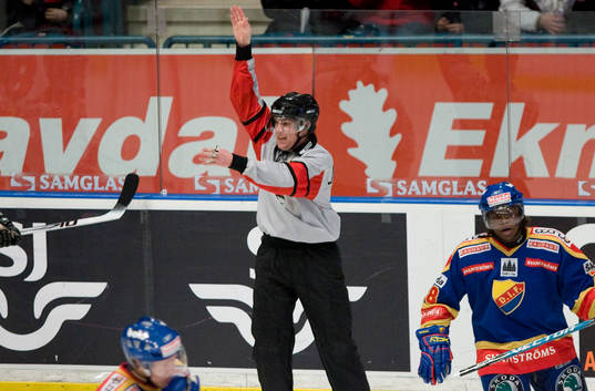 Morgan Johansson, domare
