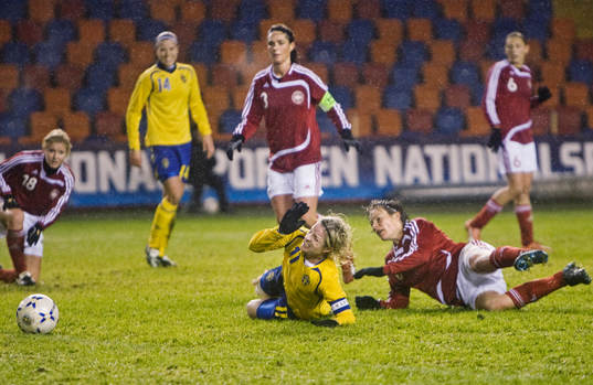 Victoria Svensson, Sverige och Anne Dot Eggers Nielsen,