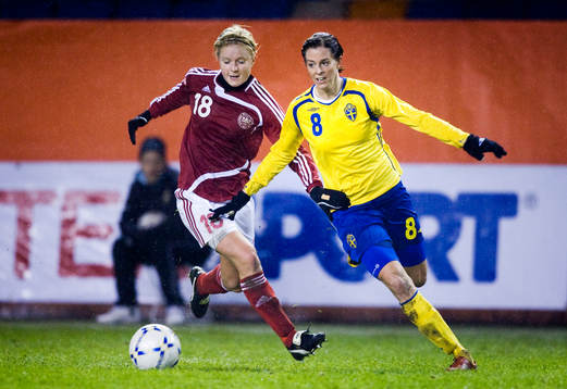 Marie Bjerg, Danmark, och Lotta Schelin, Sverige