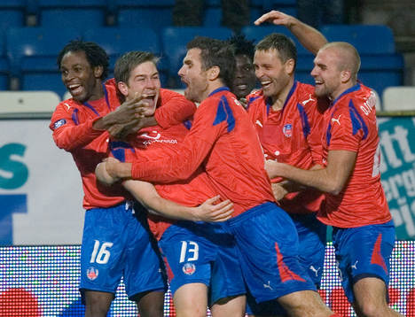 1-0, Olafur Skulason och hela HIF jublar, Europa här