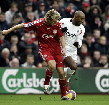 Sami Hyypia, Liverpool och Nicolas Anelka, Bolton