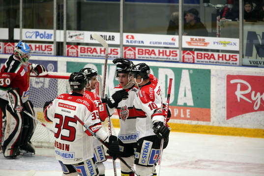 Depp. Glädje. Jubel