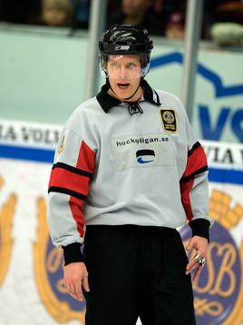 Mikael Lindqvist, domare