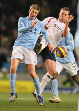 Kevin Nolan och Michael Johnson