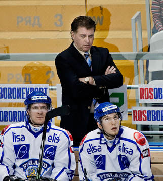 Doug Shedden, tränare, Finland