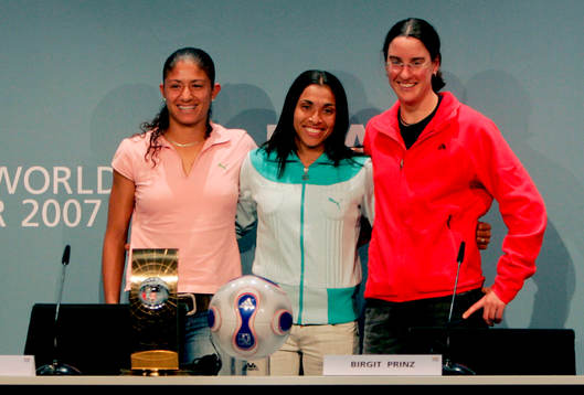 Christiane, Brasilien, Marta, Brasilien och Birgit Prinz,