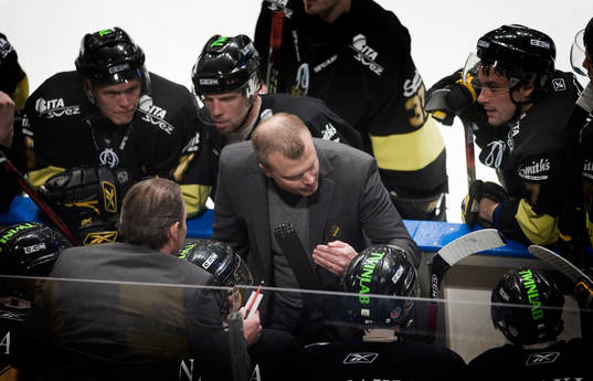 Rikard Franzén och Anders Gozzi coachar laget