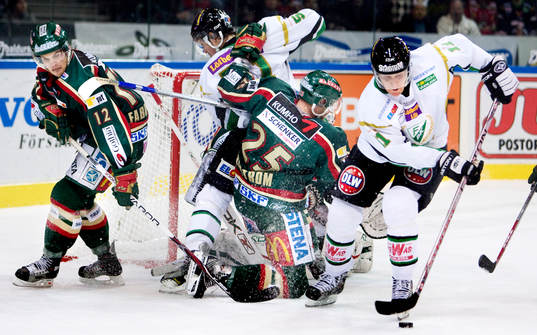 Jesper Mattsson, Färjestad med pucken, Karl Fabricius,