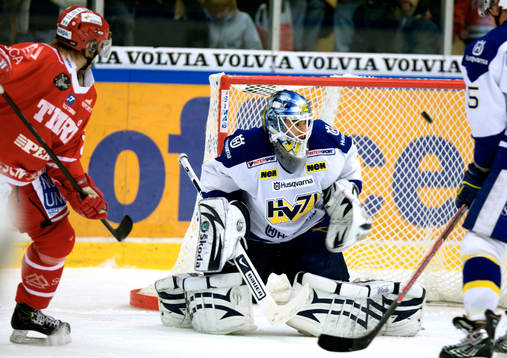 Timo Pärssinen, Timrå gör 1-1 på Stefan Liv, Målvakt