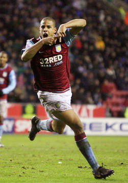 Curtis Davies jubel
