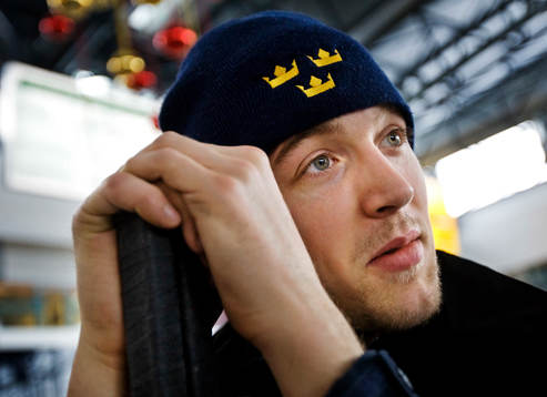Patrik Berglund på flygplatsen i Prag
