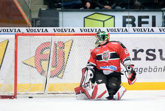 Karol Krizan, Målvakt ser 1-2 pucken bakom sig