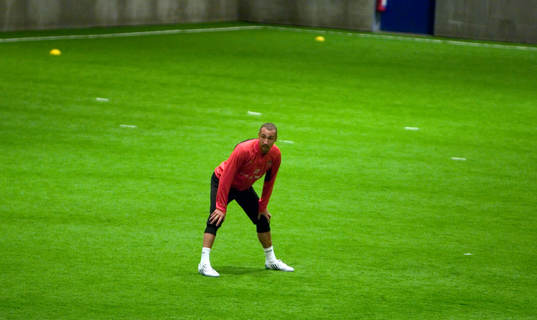 Helsingborg tränar i sin inomhushall. Henrik Larsson är