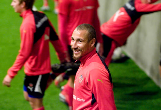Helsingborg tränar i sin inomhushall. Henrik Larsson är
